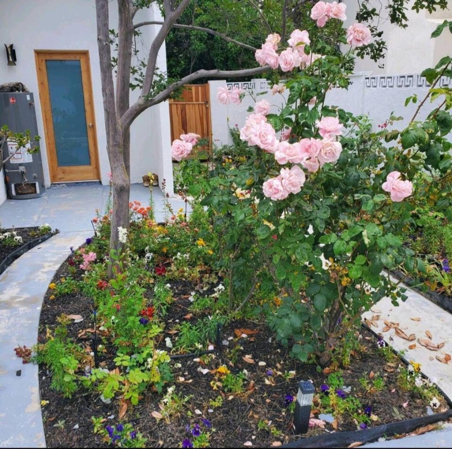 Spacious 4bed 2bath, Gated Pool, Wi-fi, Garage Los Ángeles