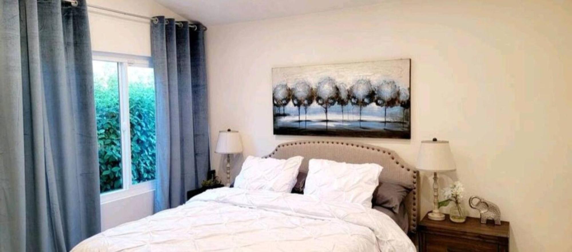 Сasa de vacaciones Spacious 4bed 2bath, Gated Pool, Wi-fi, Garage Los Ángeles